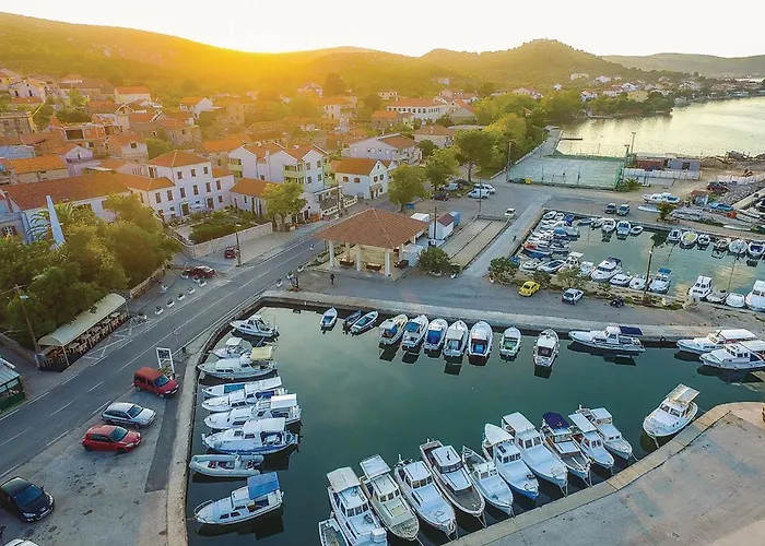 بيت للعطل Stunning In *