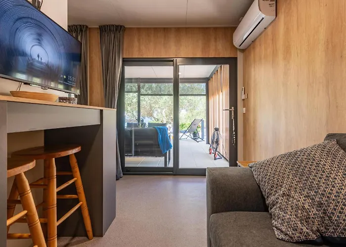 Stunning In * تكون