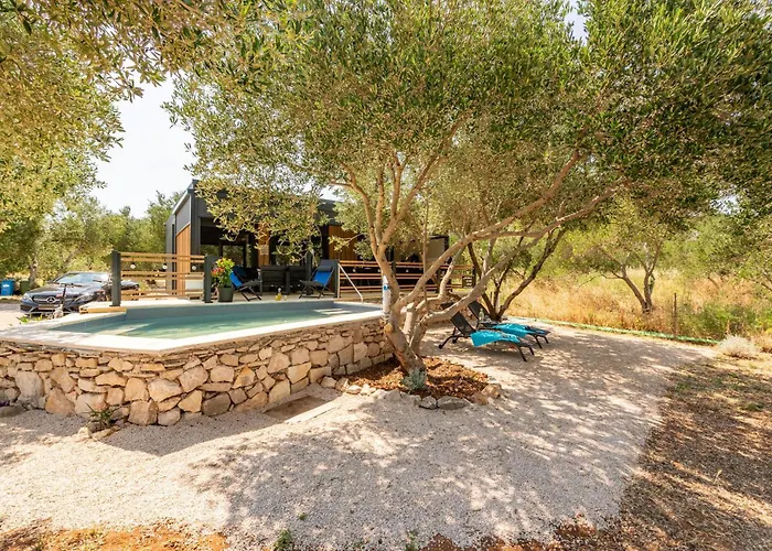 Stunning In * تكون